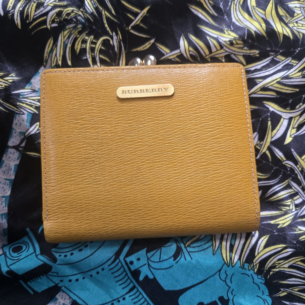 Burberry Mustard Yellow Leather Wallet With Kiss Lock